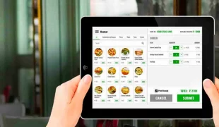 Restaurant POS System Features That Will Help You Save Time